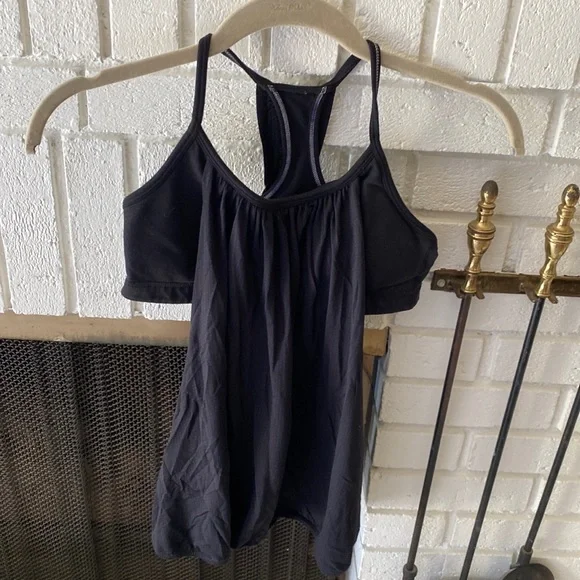 Tops - Picture 1 of 3